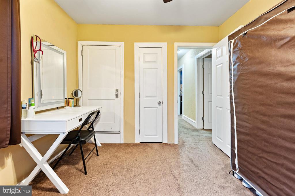 308 HAZEL AVENUE