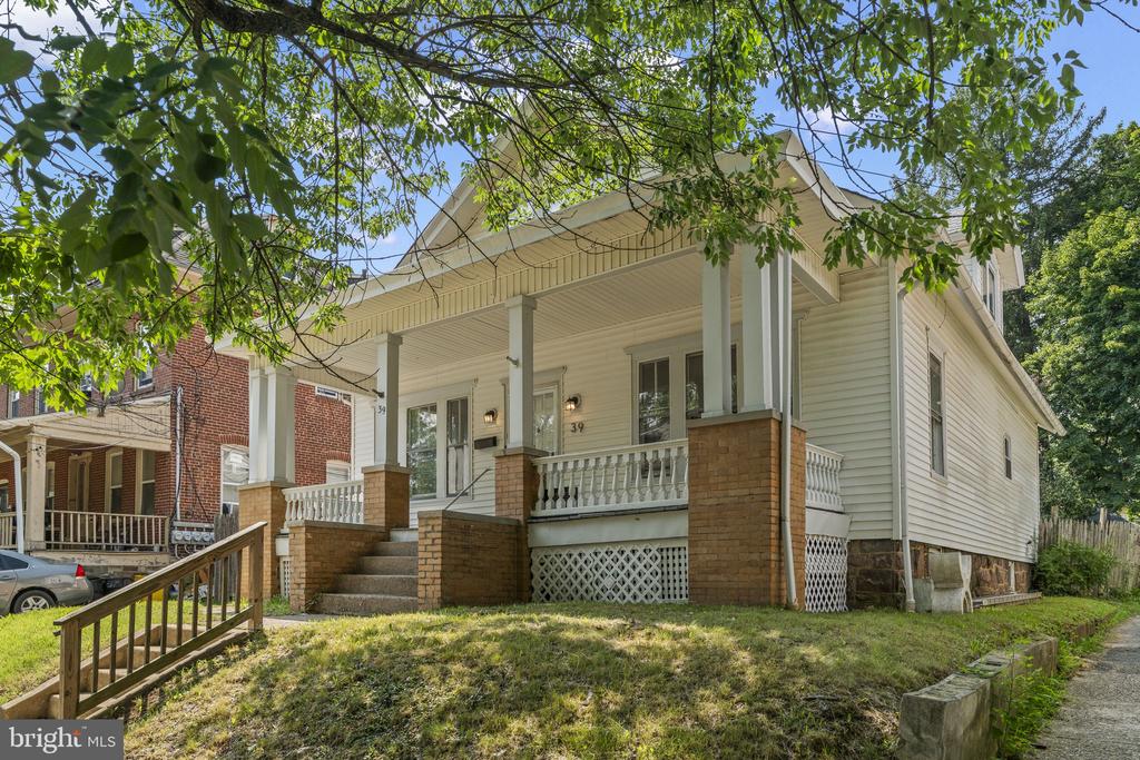 39 MAPLE AVENUE
