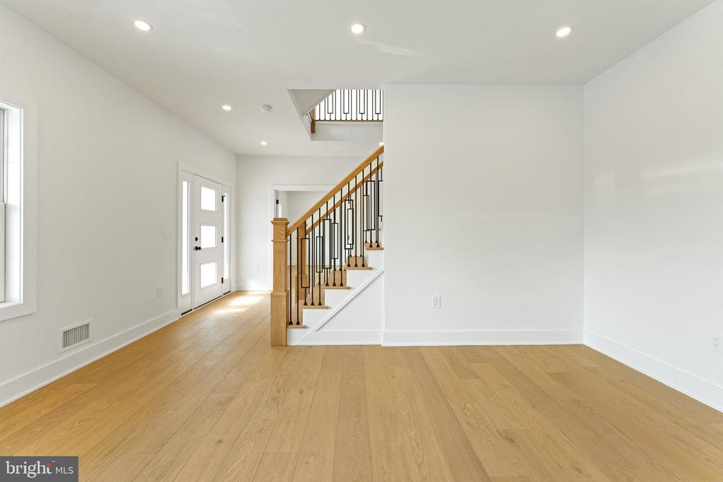 89 CLUB HOUSE ROAD