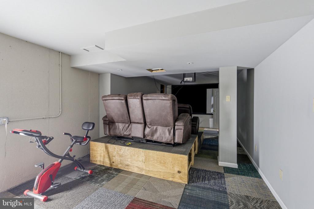 520 MYSTIC LANE
