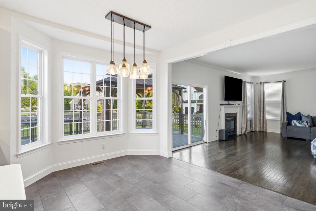 520 MYSTIC LANE