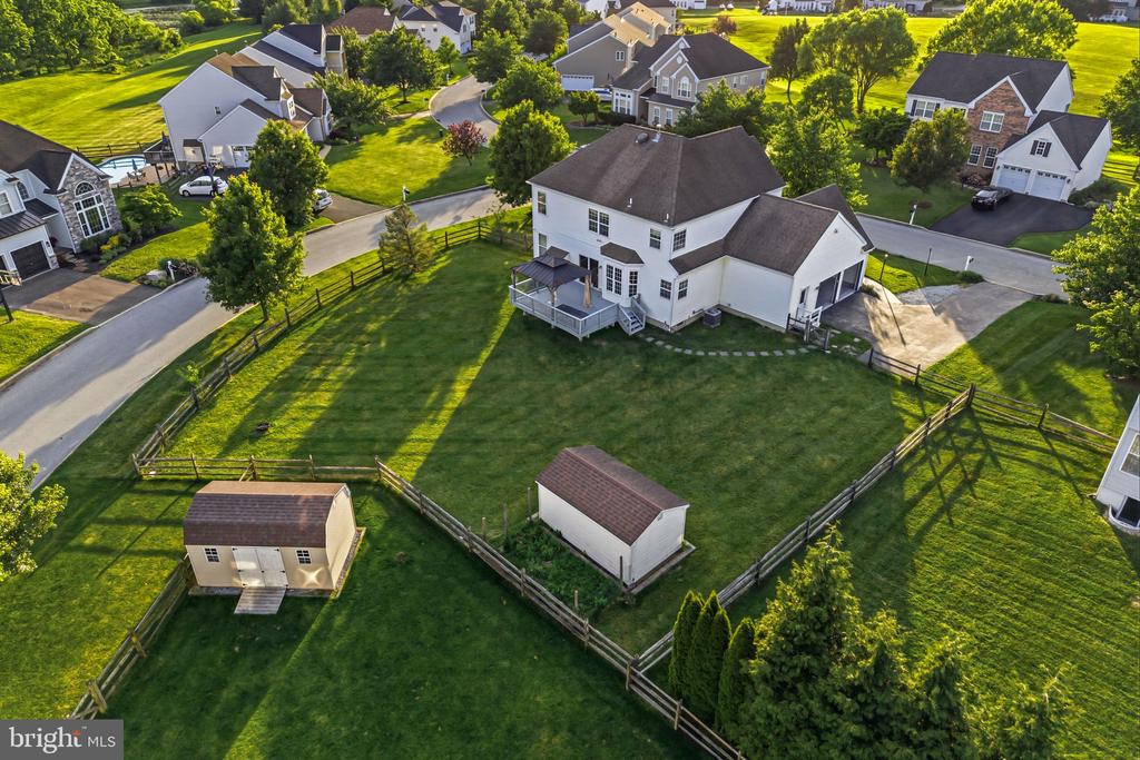 520 MYSTIC LANE