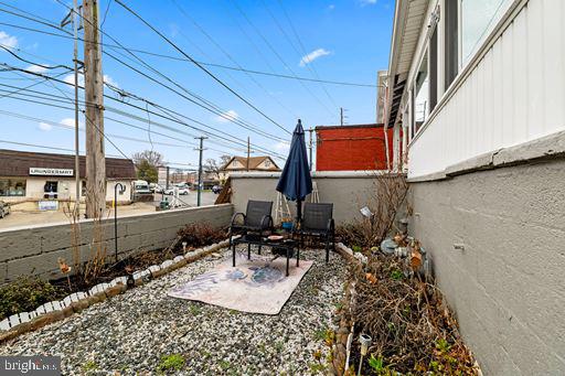 409 S SPRINGFIELD ROAD