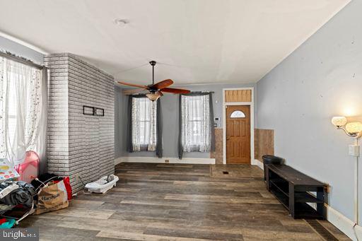 409 S SPRINGFIELD ROAD