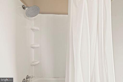 409 S SPRINGFIELD ROAD