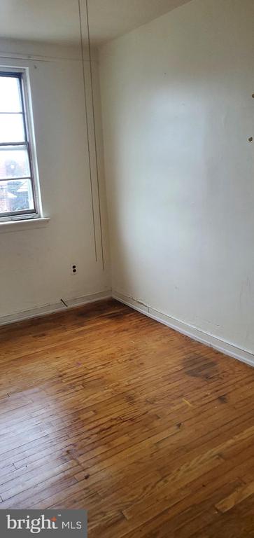 1214 E Mount Airy Ave