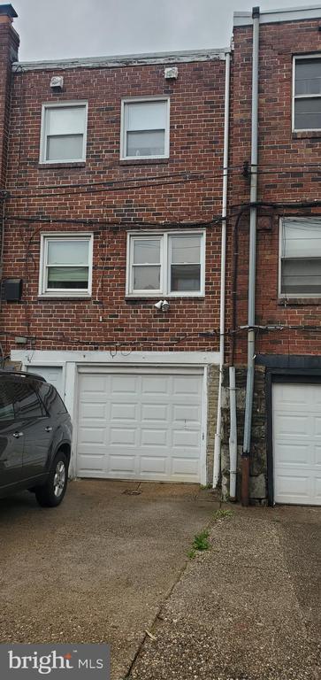 1214 E Mount Airy Ave