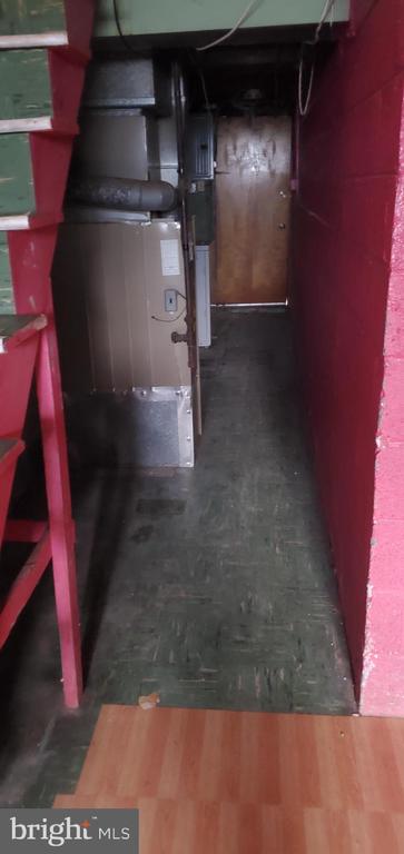 1214 E Mount Airy Ave