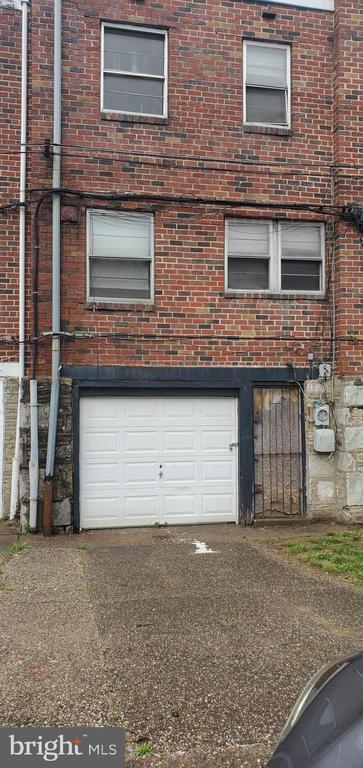 1214 E Mount Airy Ave