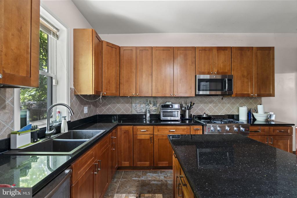 1210 S 45TH STREET