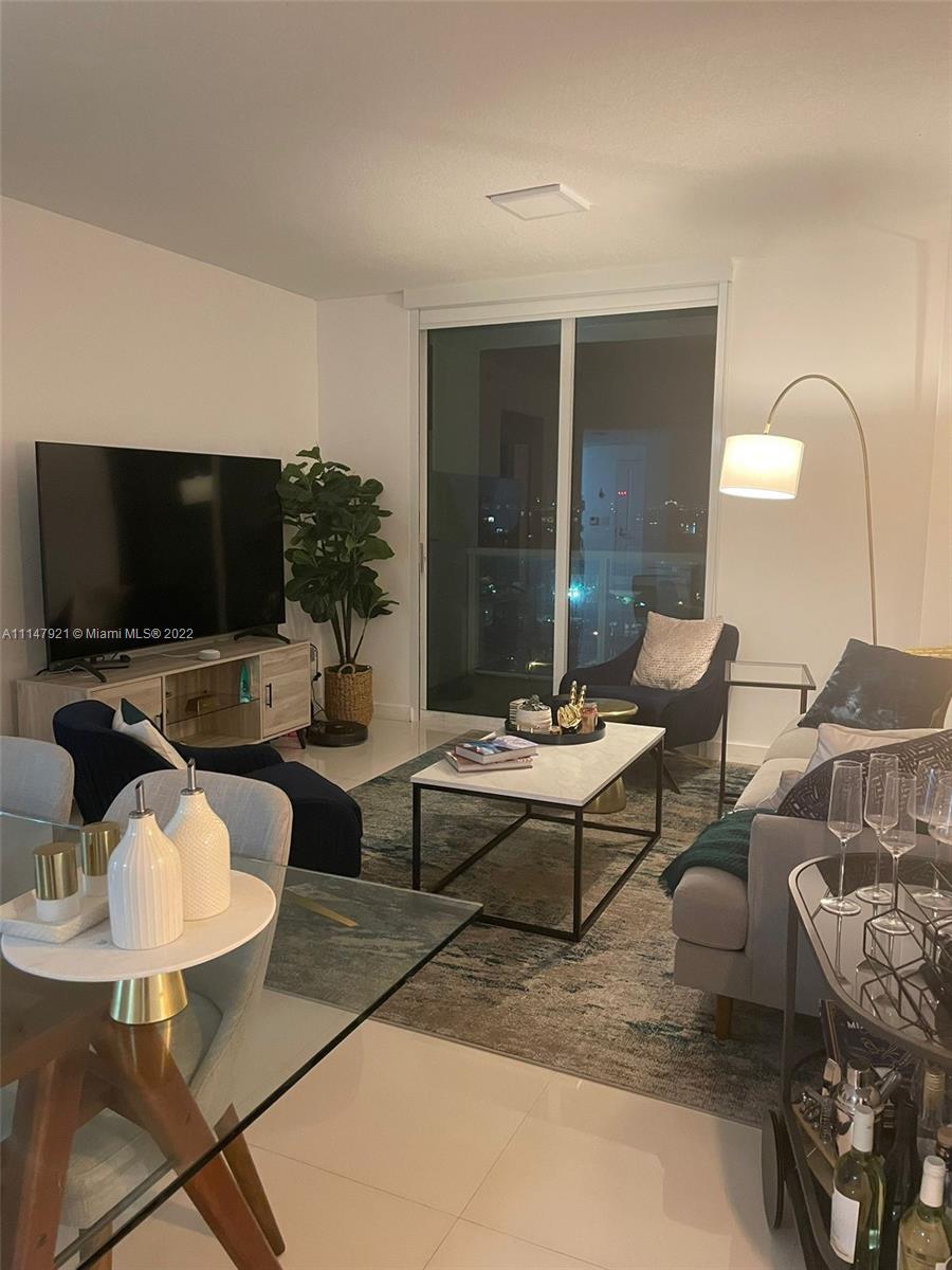 1250 S Miami Ave Unit: 905