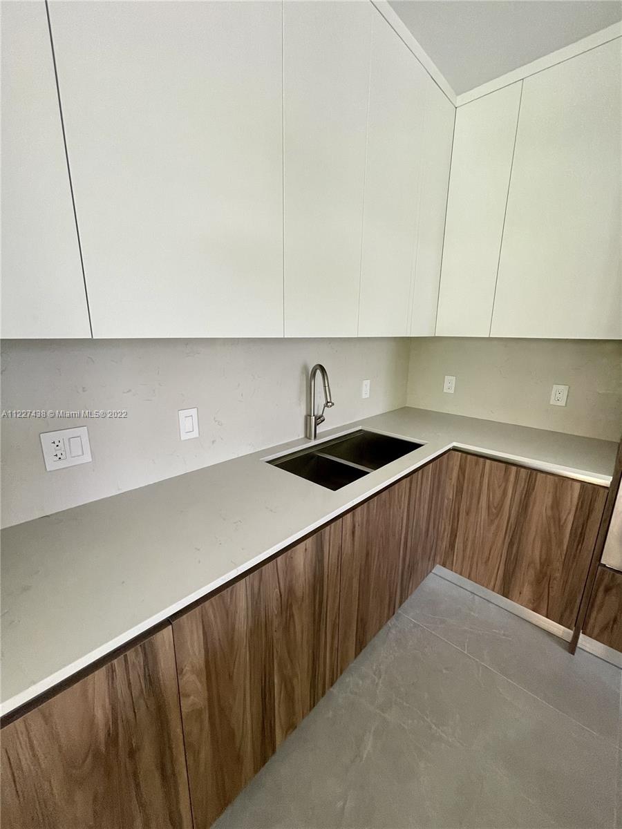 304 Fernwood Rd # 304