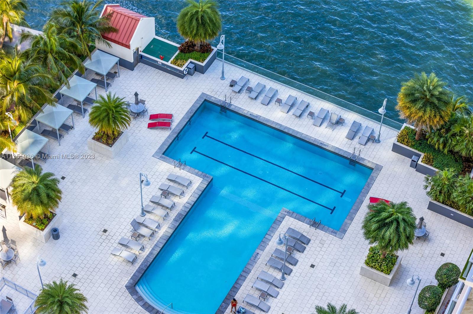 1155 BRICKELL BAY DR # 3002