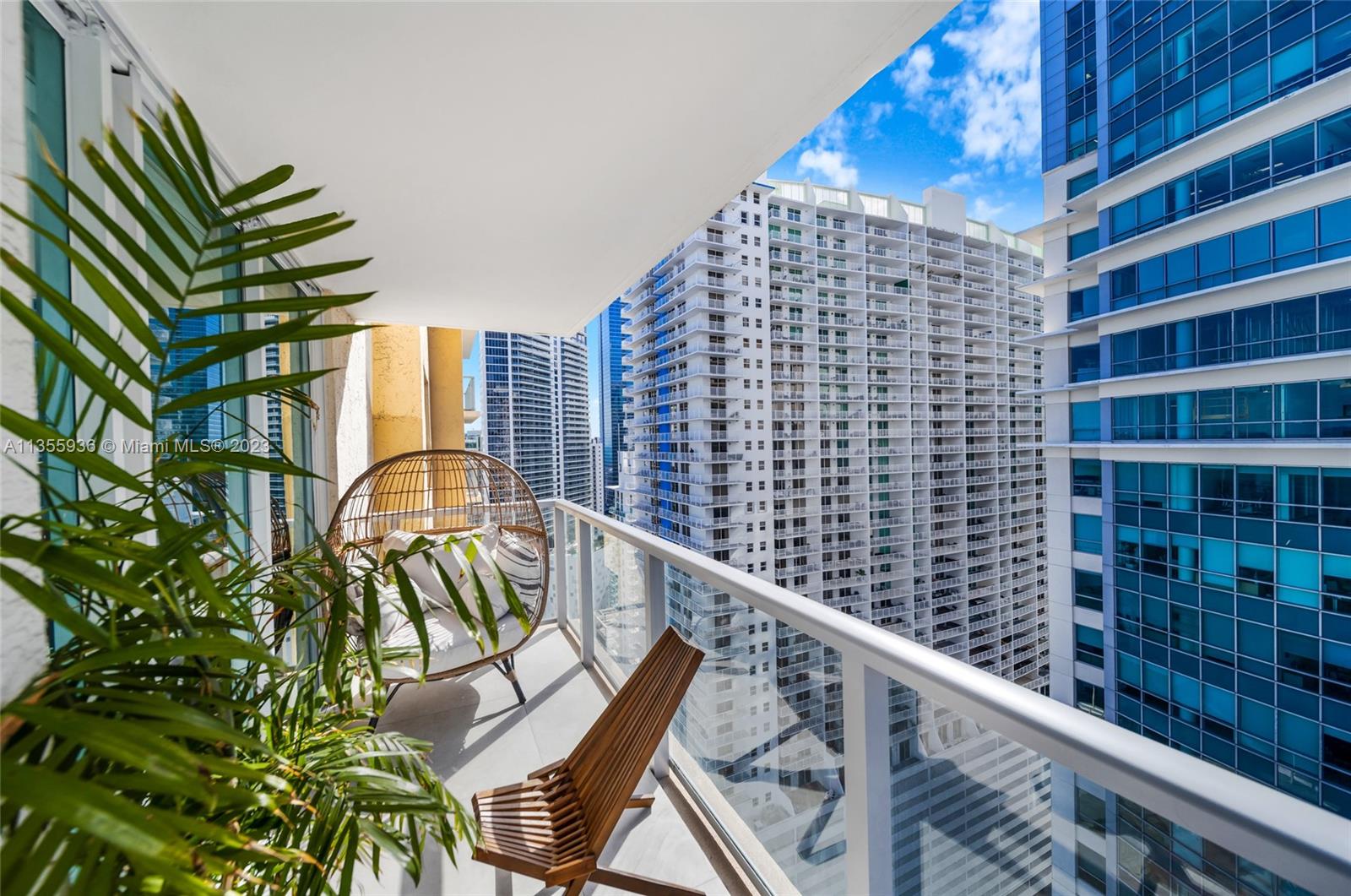 1155 BRICKELL BAY DR # 3002