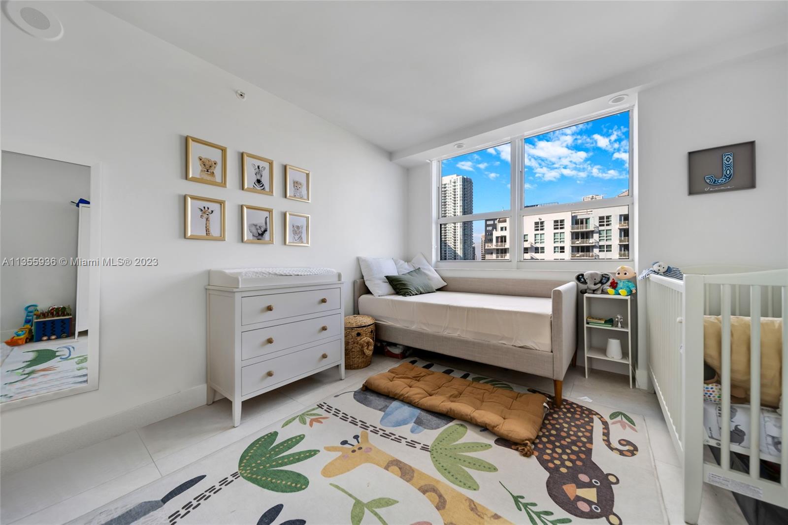 1155 BRICKELL BAY DR # 3002