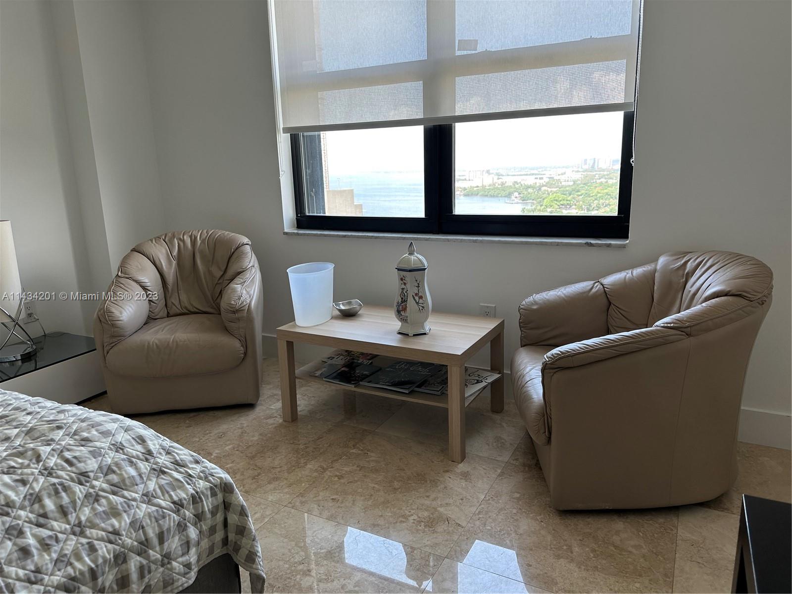 2333 Brickell Ave. # 2716