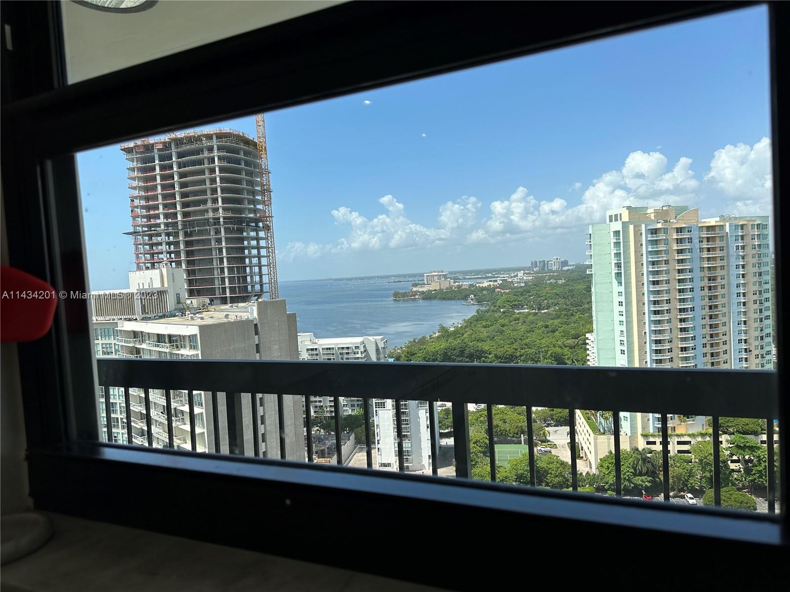 2333 Brickell Ave. # 2716