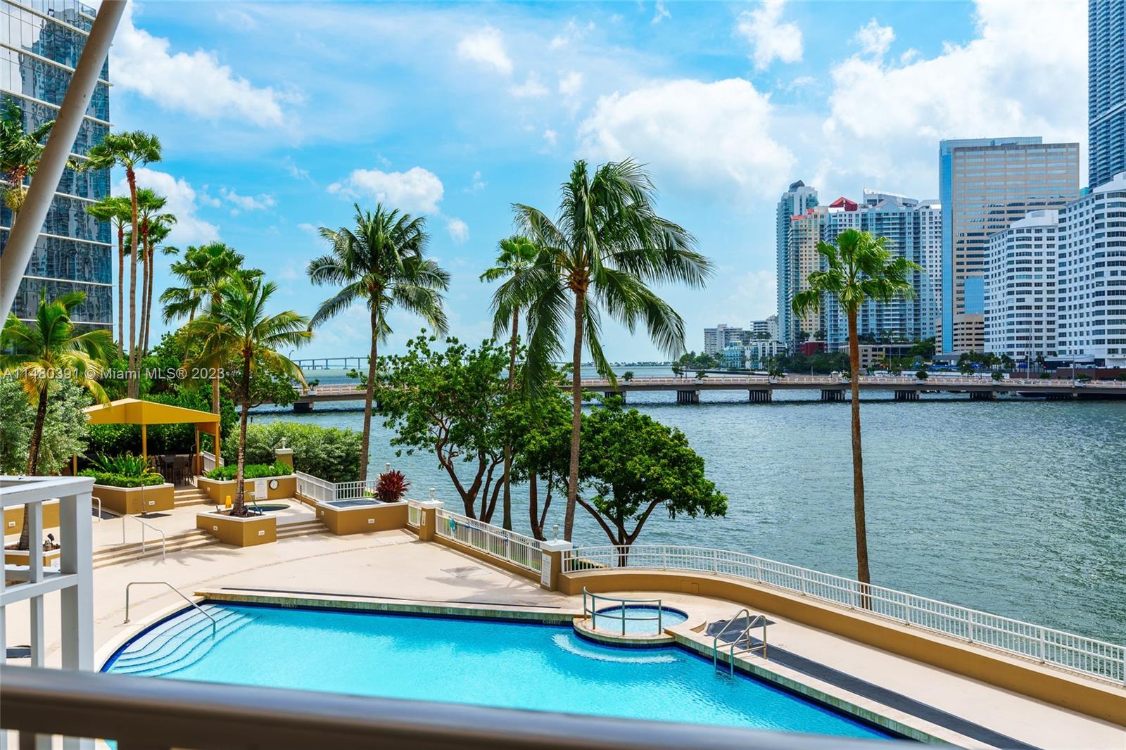 701 Brickell Key Blvd # 2405