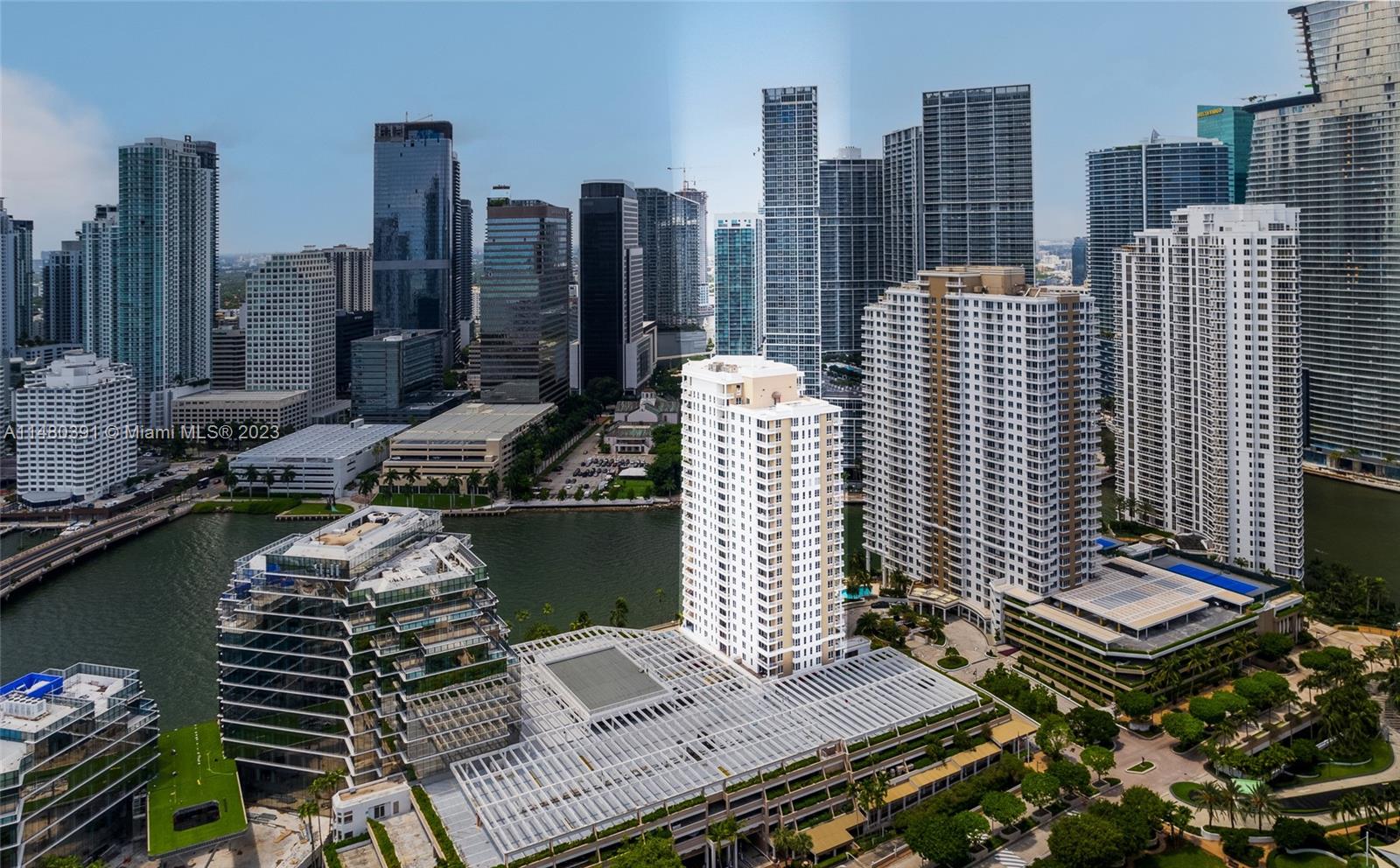 701 Brickell Key Blvd # 2405