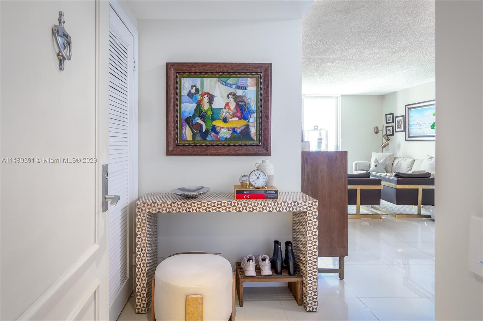 701 Brickell Key Blvd # 2405