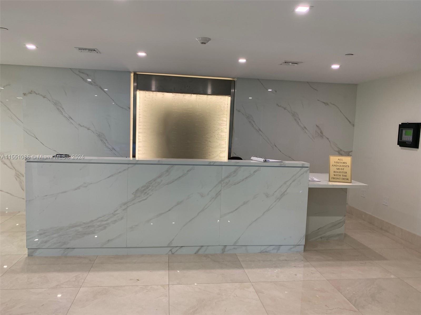 540 Brickell Key Dr # 809