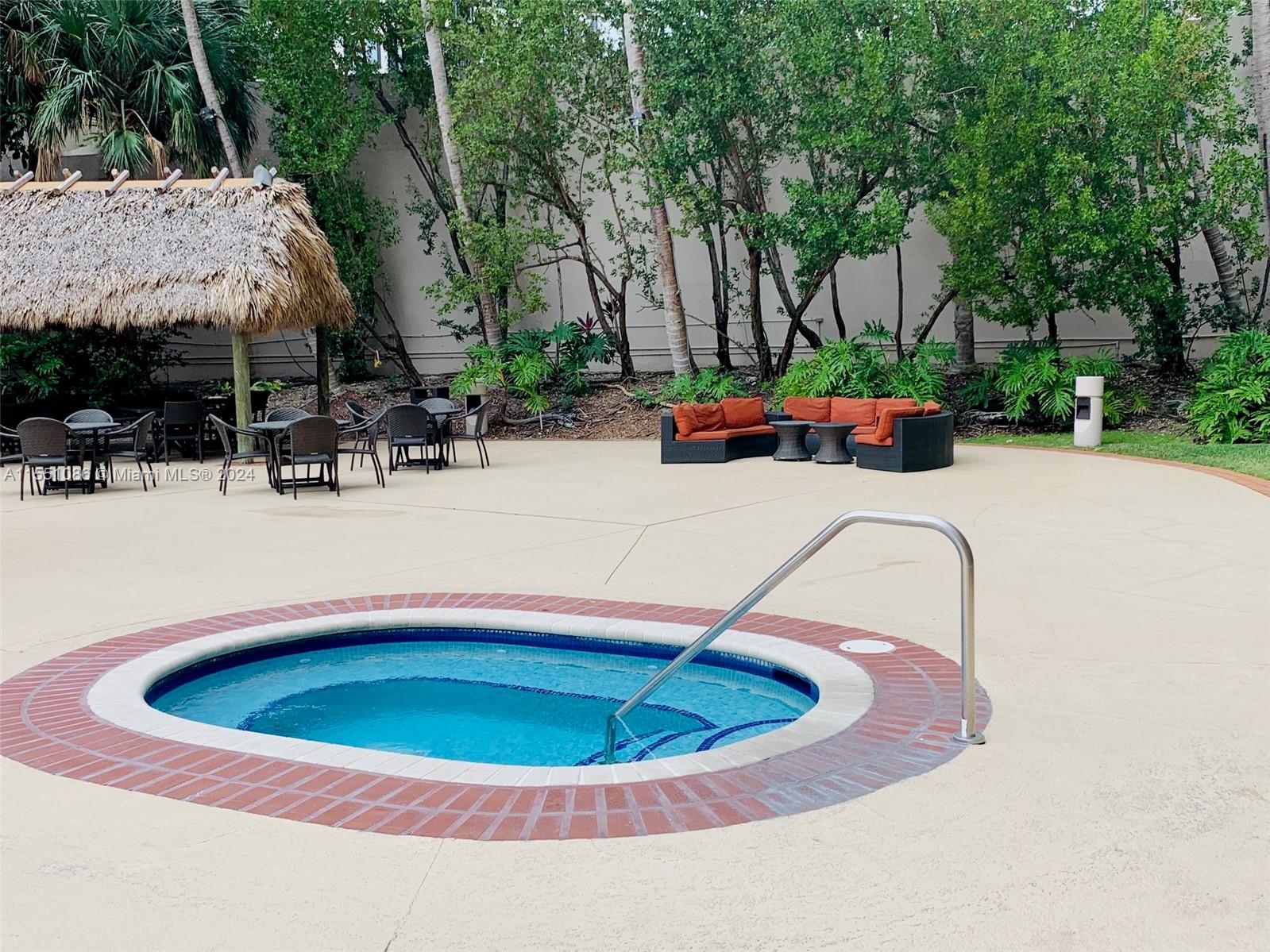 540 Brickell Key Dr # 809