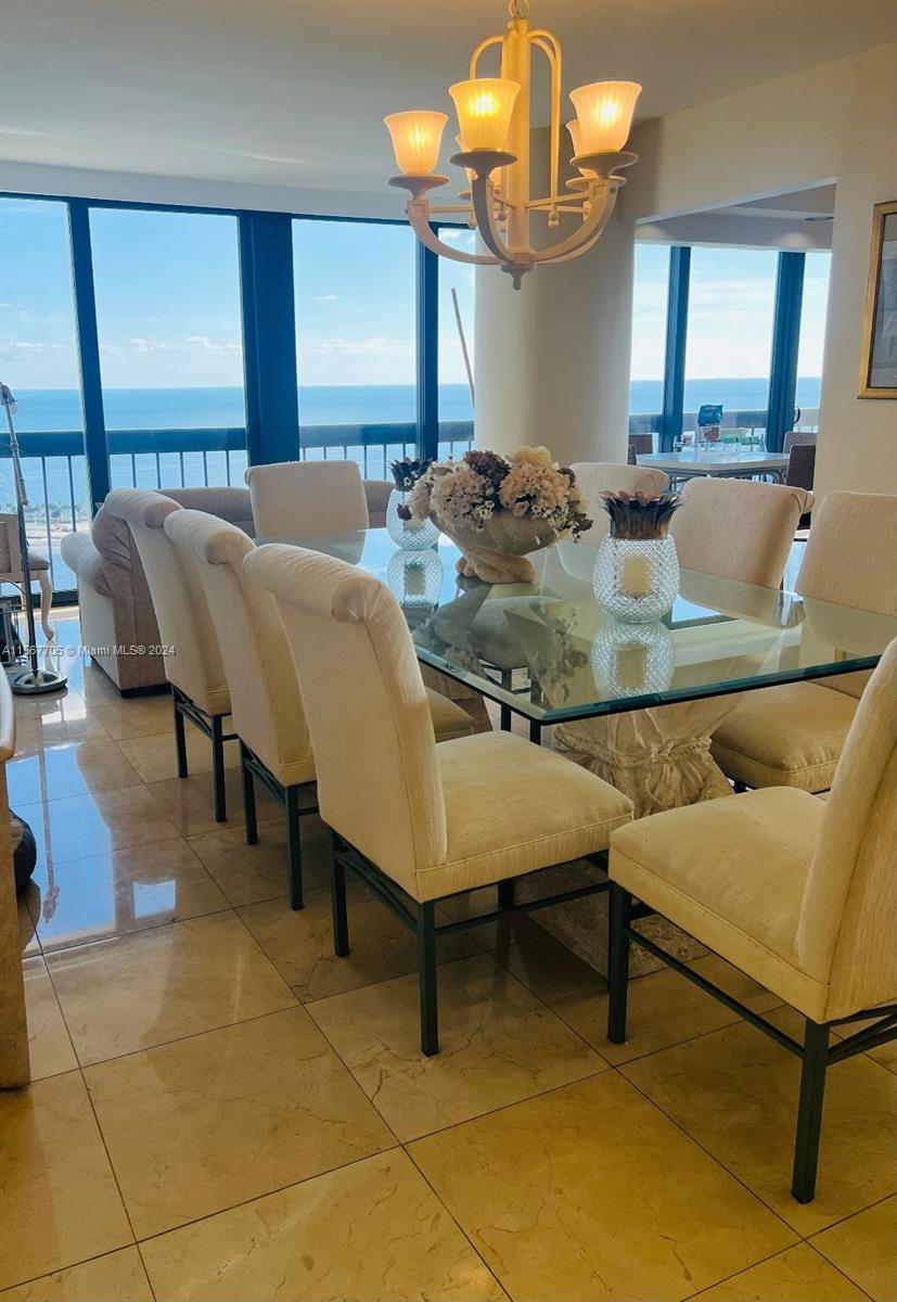 2333 Brickell Ave. # 2402