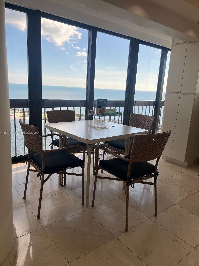 2333 Brickell Ave. # 2402