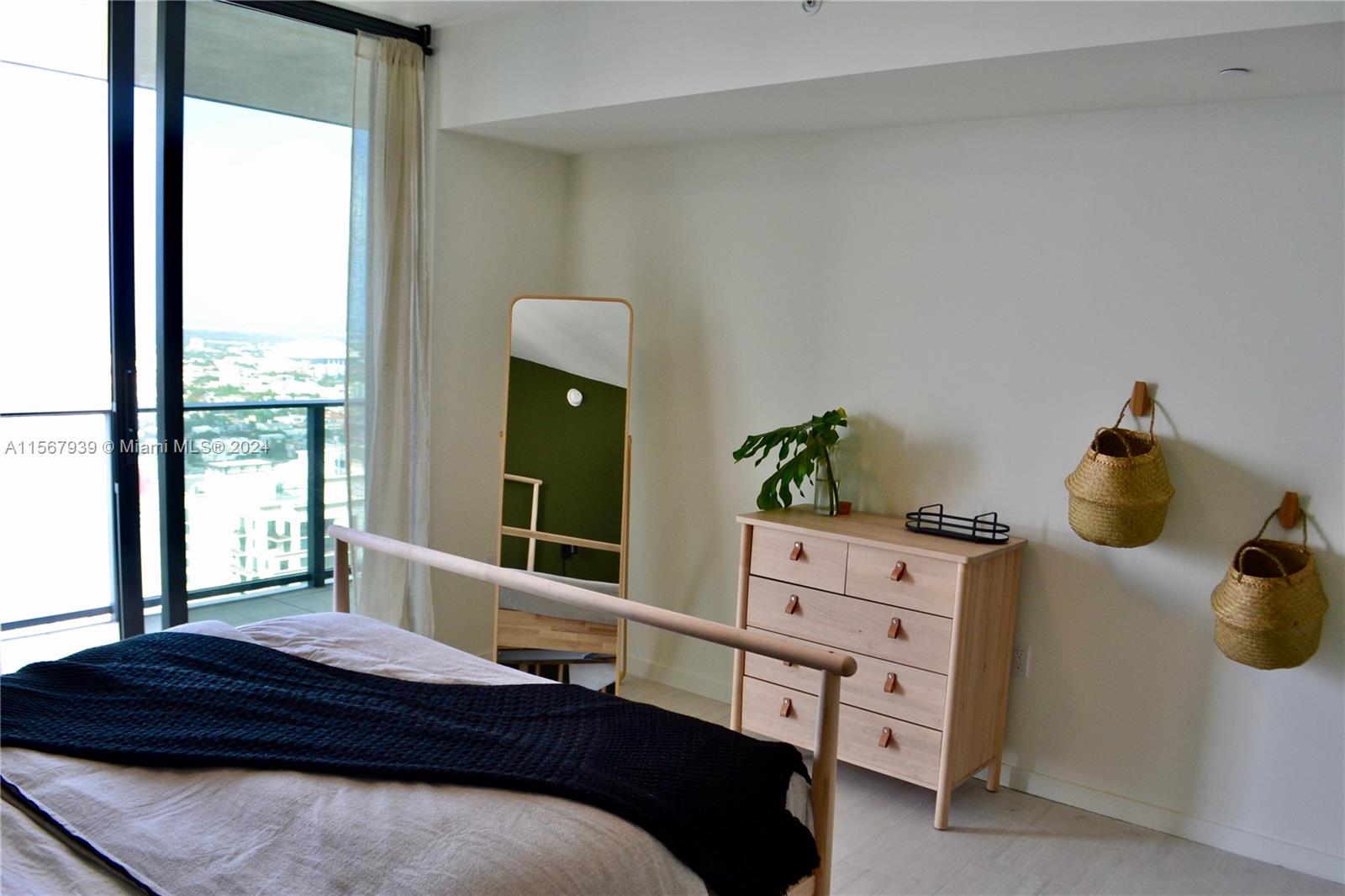 1000 Brickell Plaza # 4704