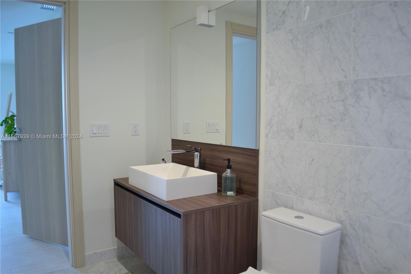 1000 Brickell Plaza # 4704