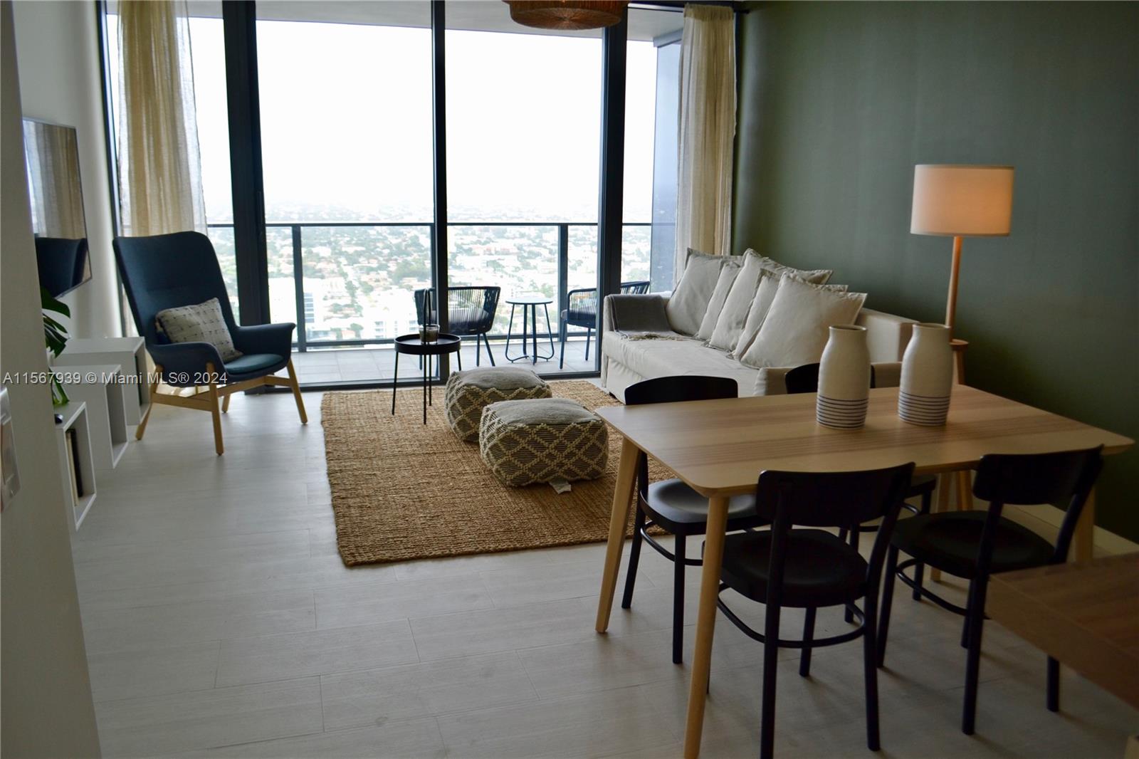 1000 Brickell Plaza # 4704