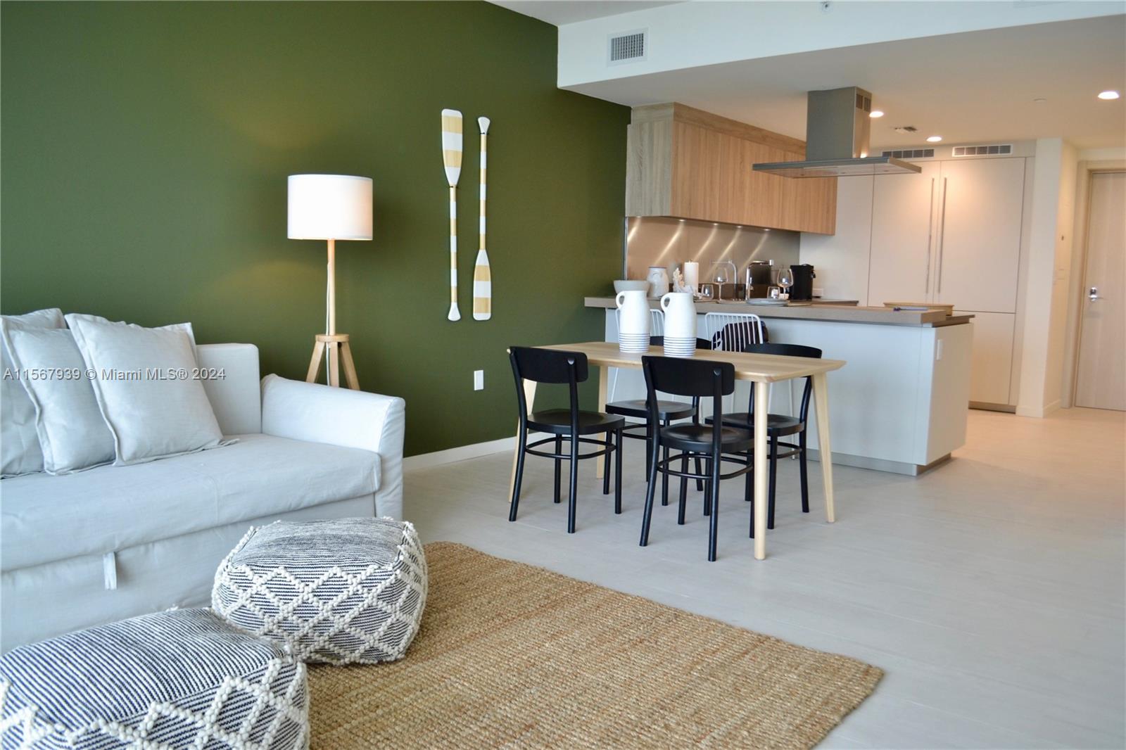 1000 Brickell Plaza # 4704