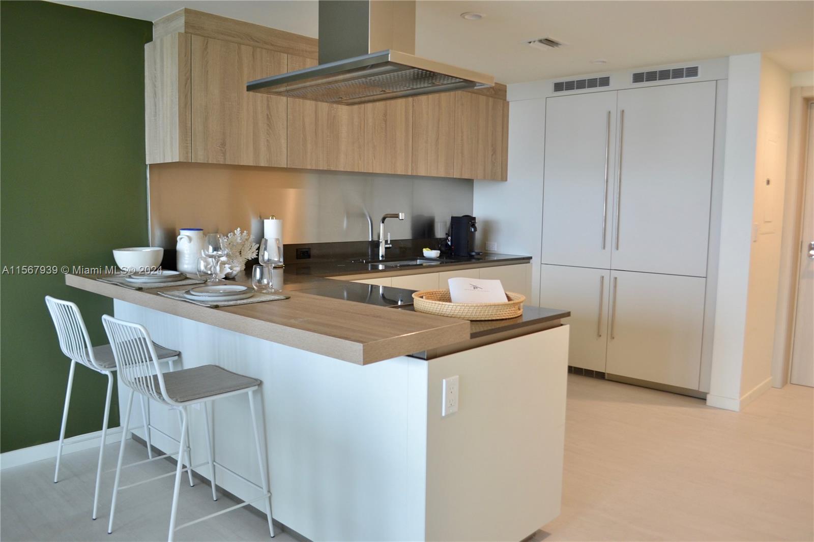 1000 Brickell Plaza # 4704