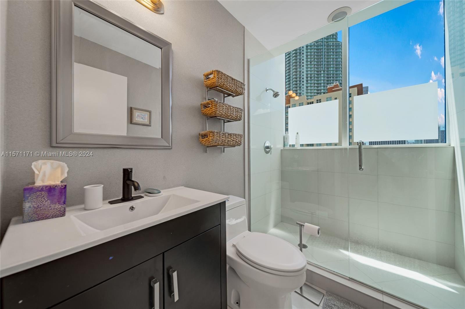 2020 N Bayshore Dr # 710