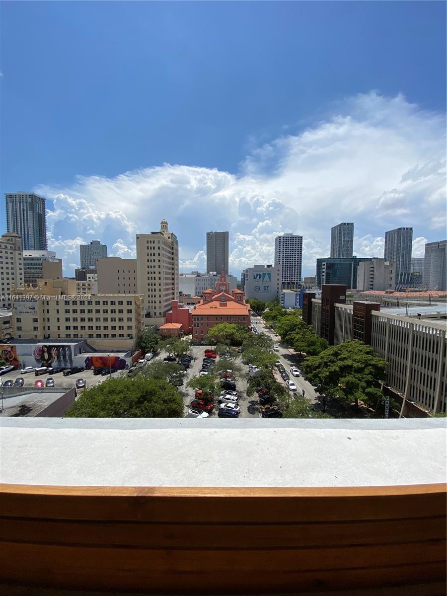 133 NE 2nd Ave # 915