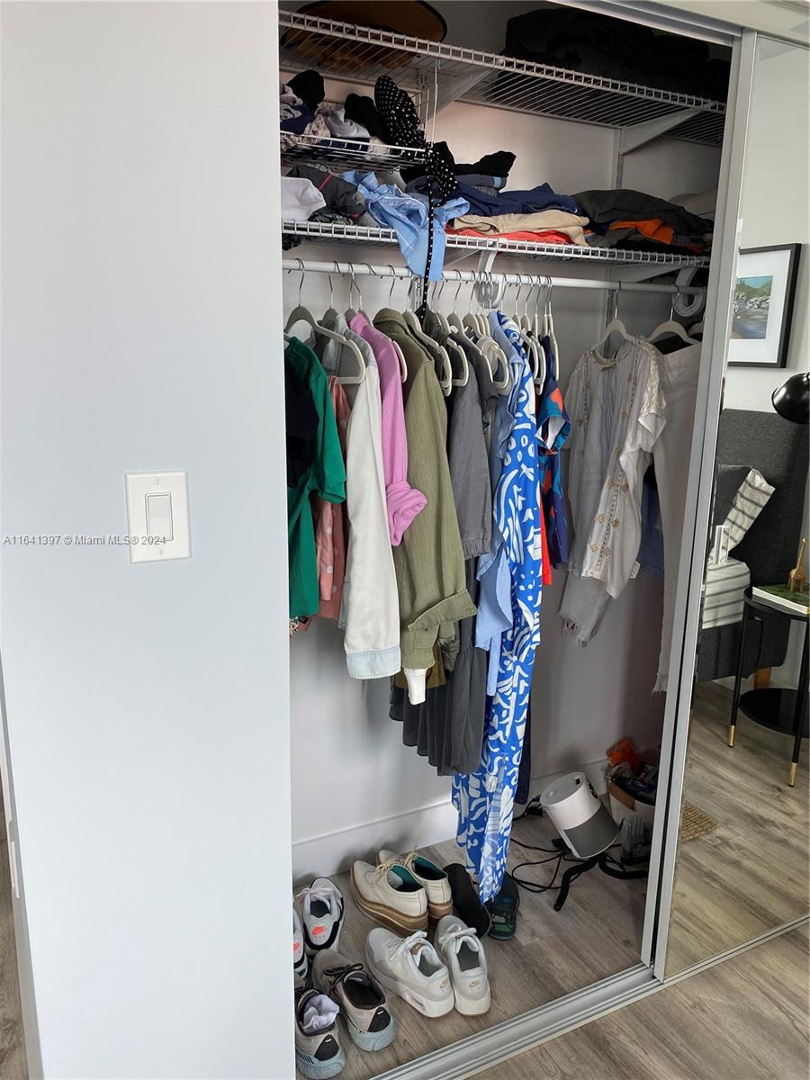 133 NE 2nd Ave # 915
