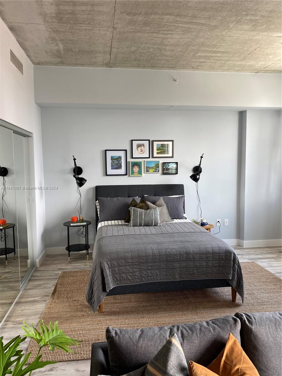 133 NE 2nd Ave # 915