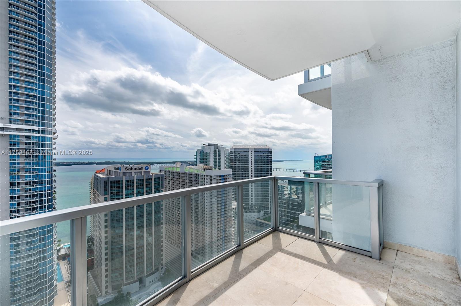 1060 Brickell Ave # 4203