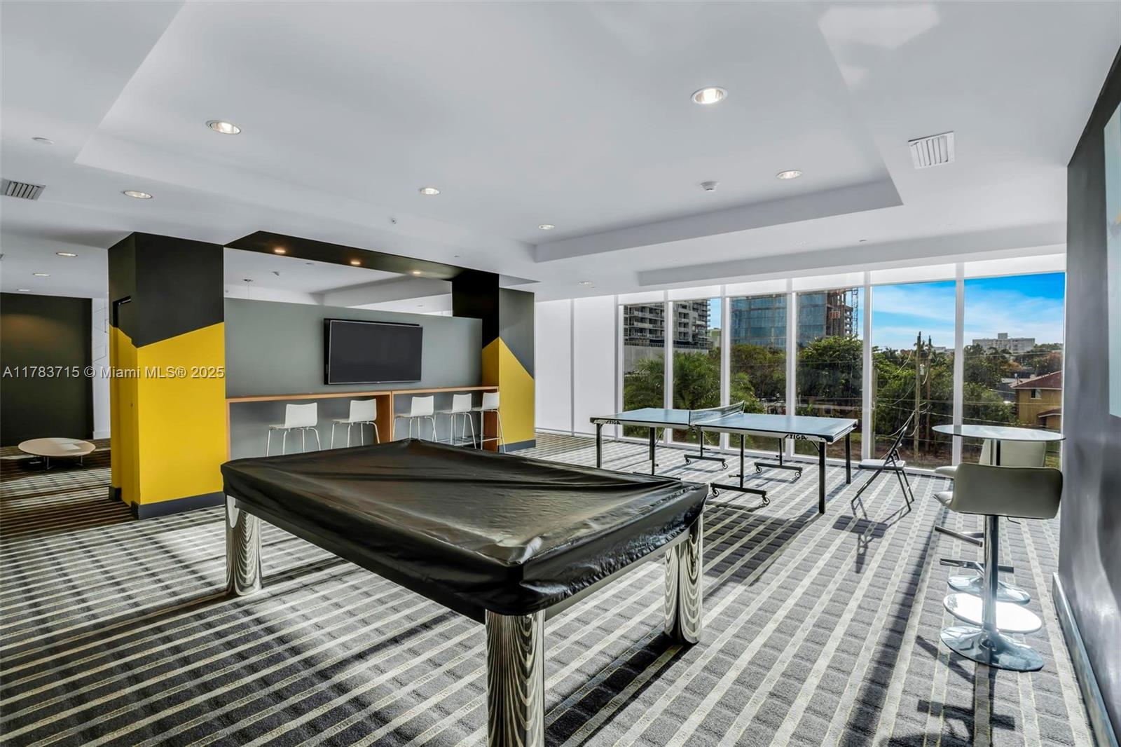 600 NE 27th St # 1901