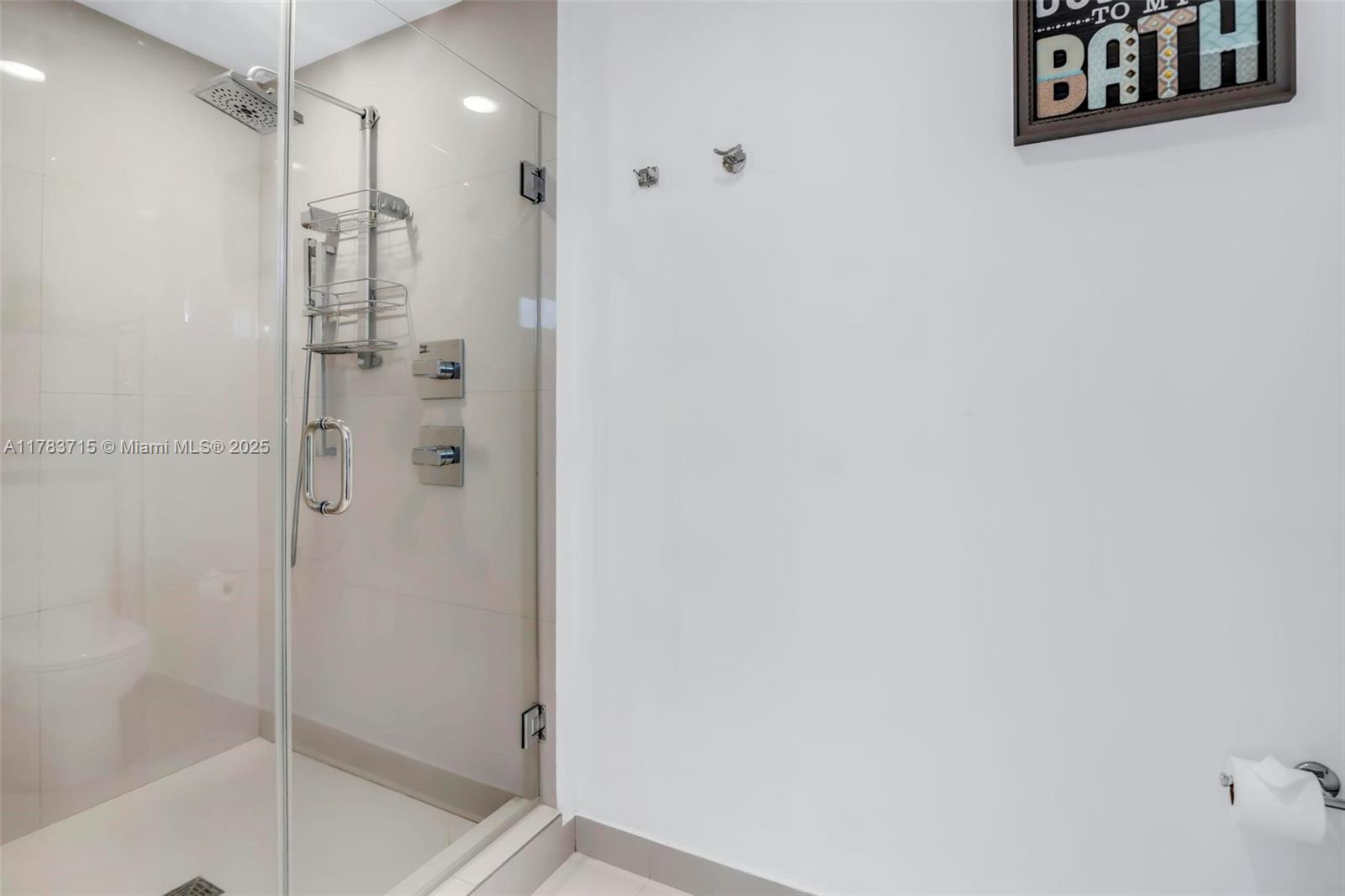 600 NE 27th St # 1901