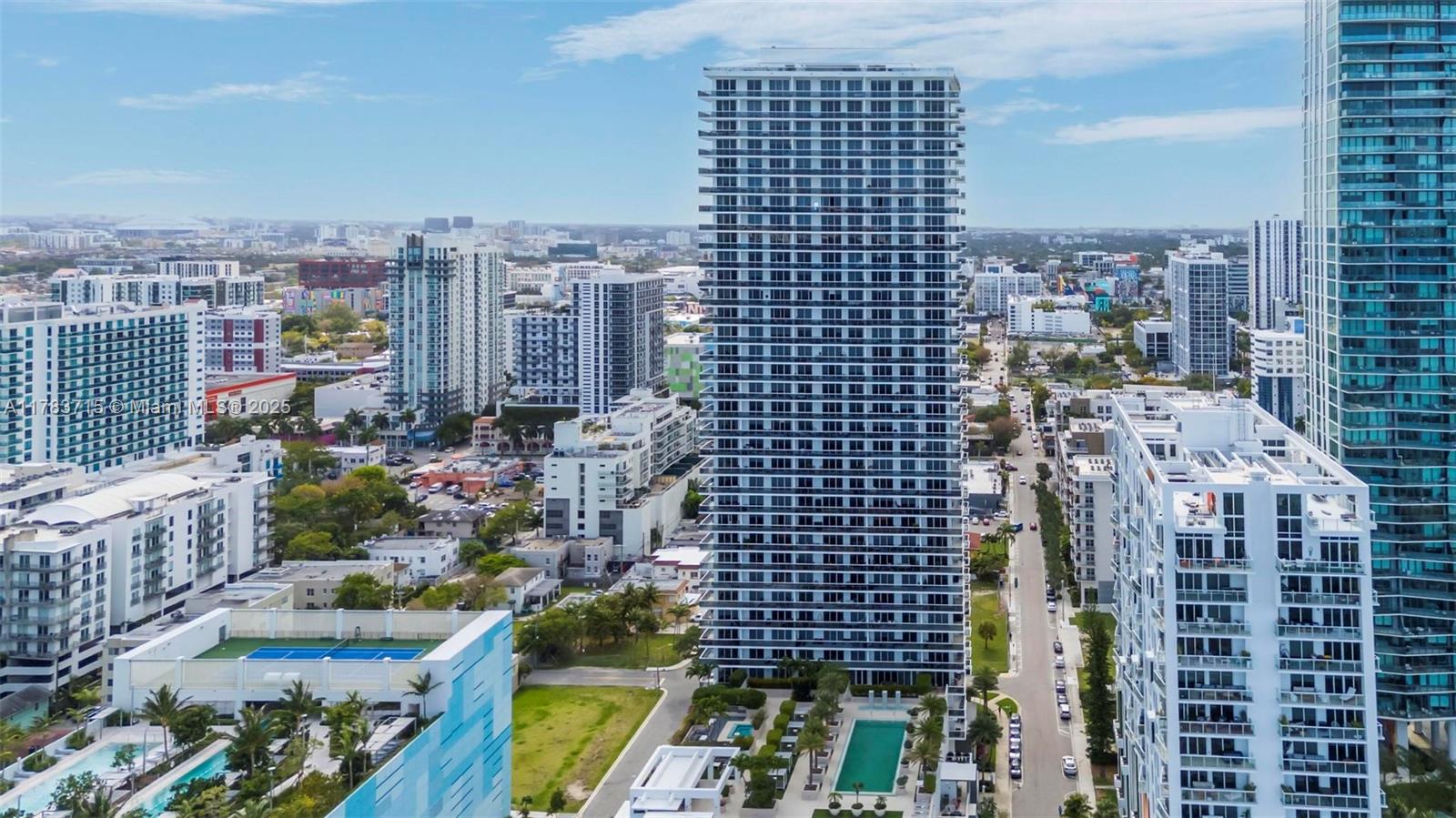 600 NE 27th St # 1901