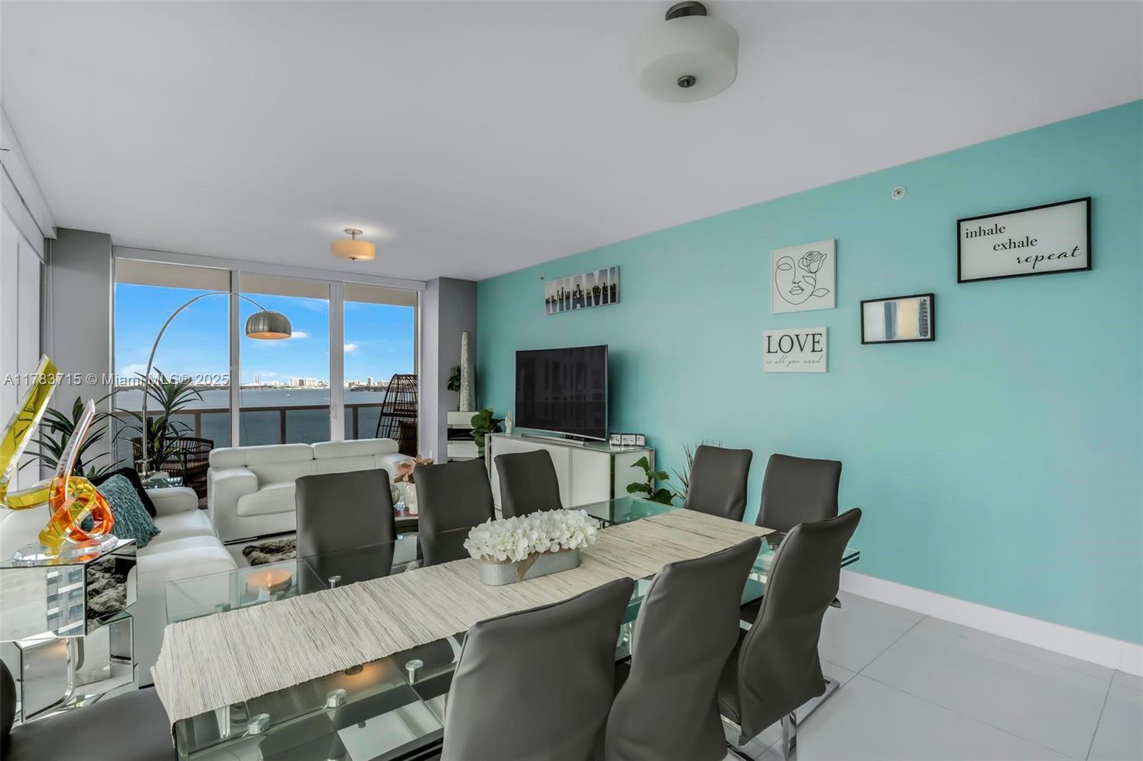 600 NE 27th St # 1901