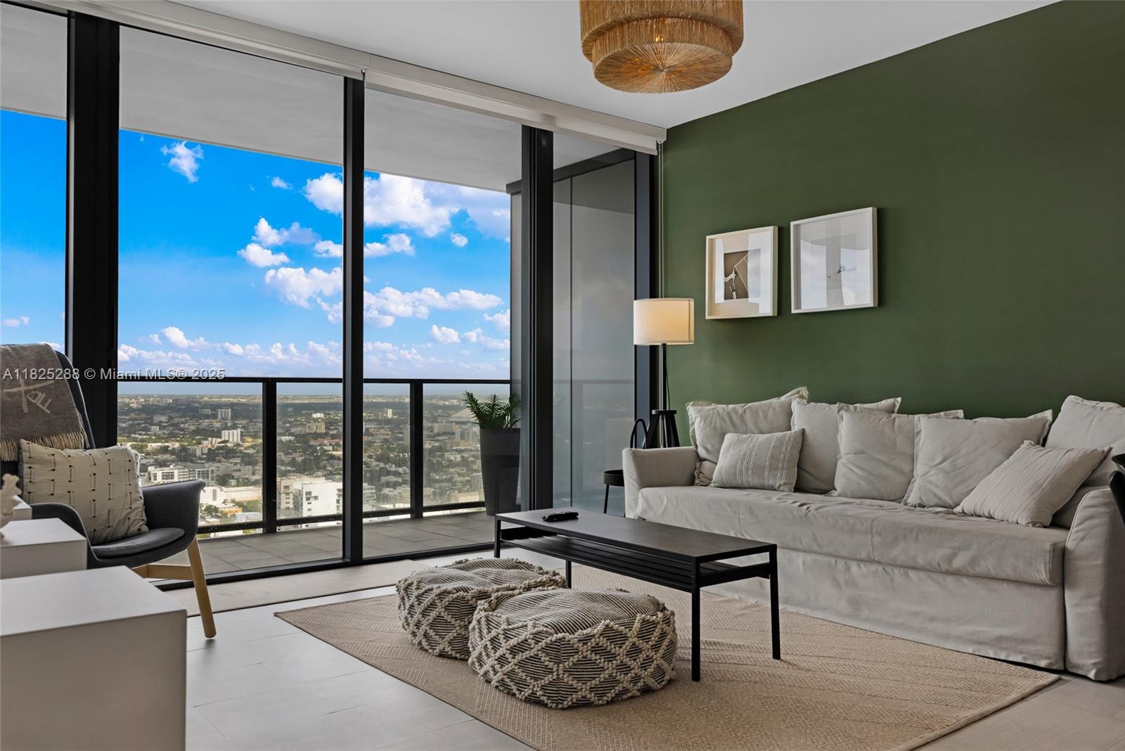 1000 Brickell Plaza # 4704
