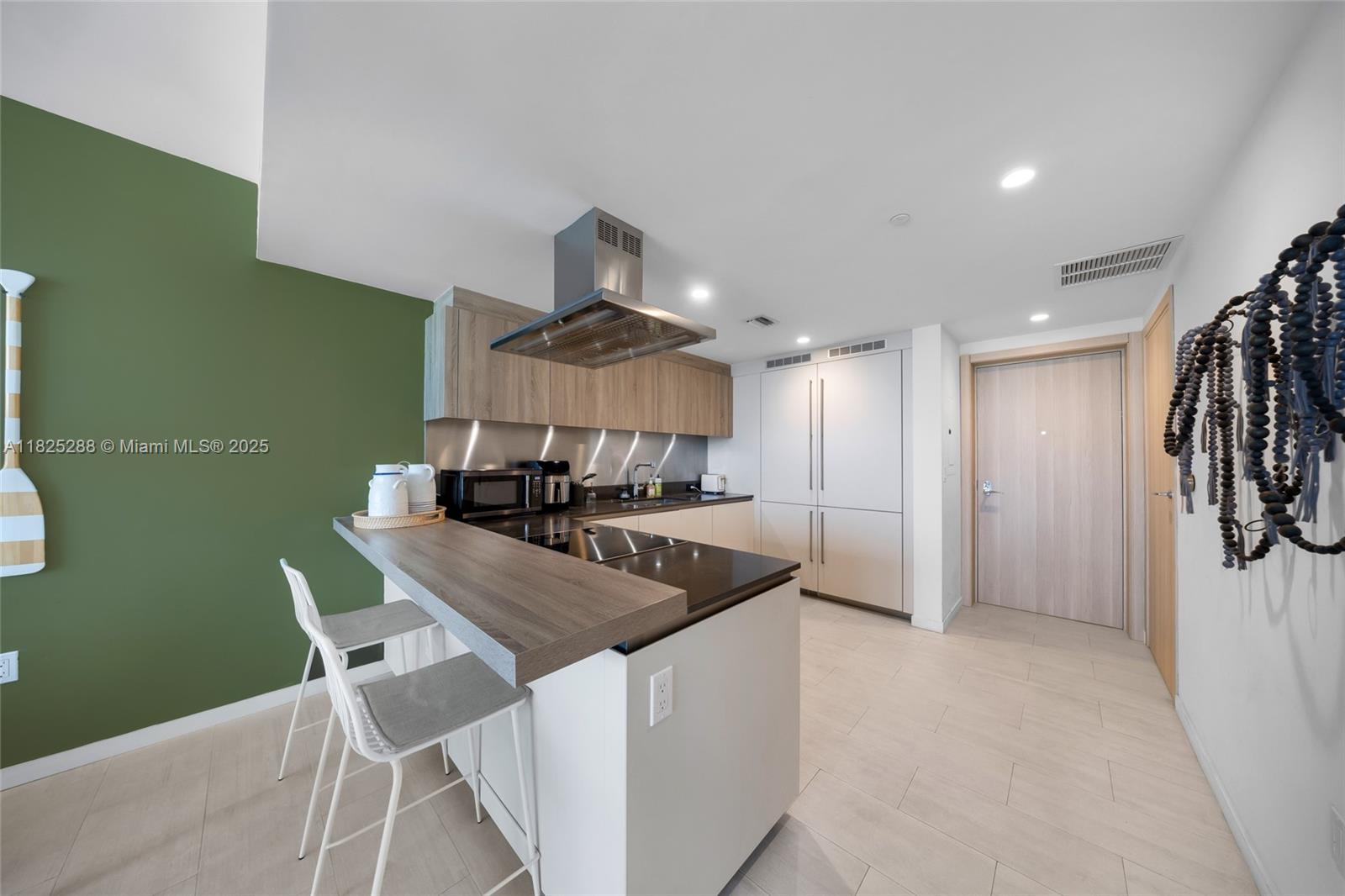 1000 Brickell Plaza # 4704