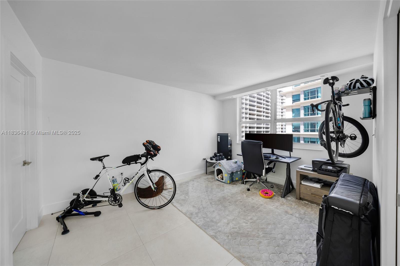 1155 BRICKELL BAY DR # 3002