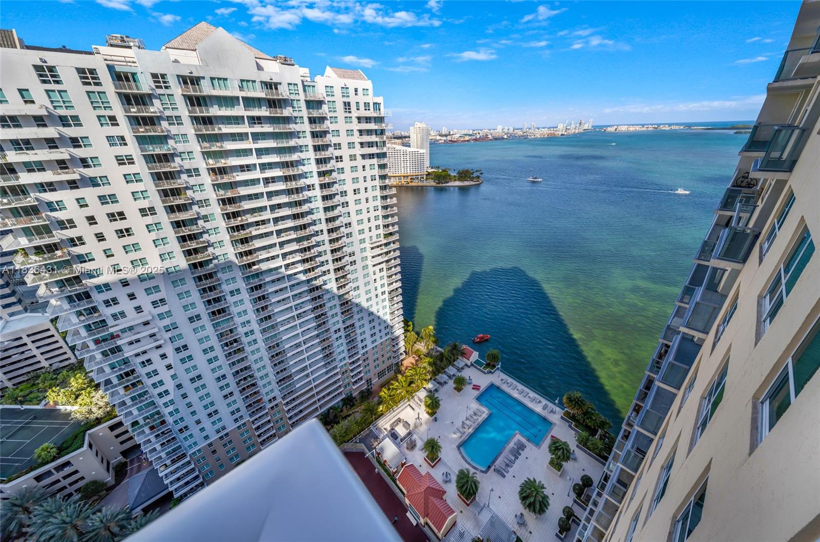 1155 BRICKELL BAY DR # 3002