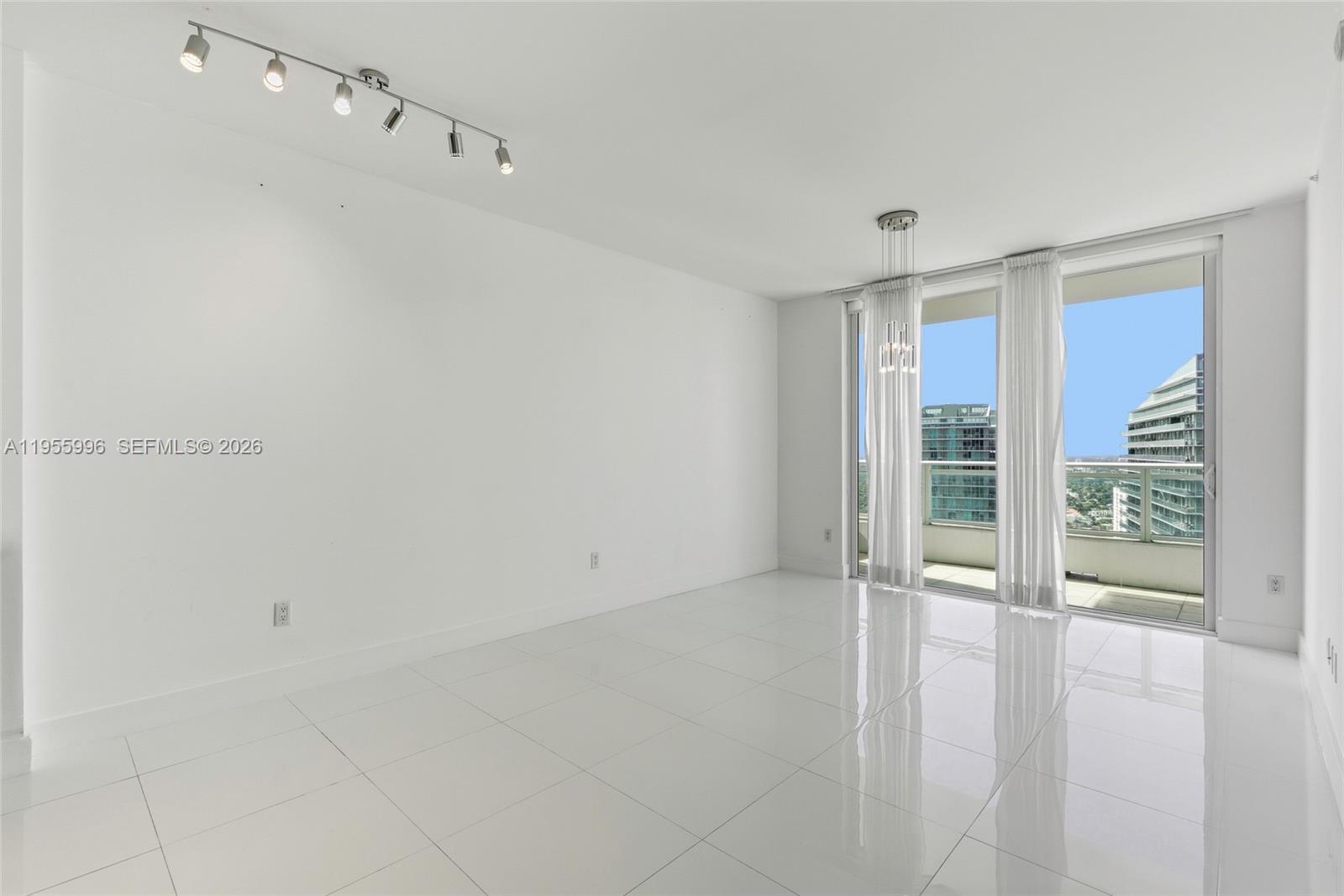 1080 Brickell Ave # 3507