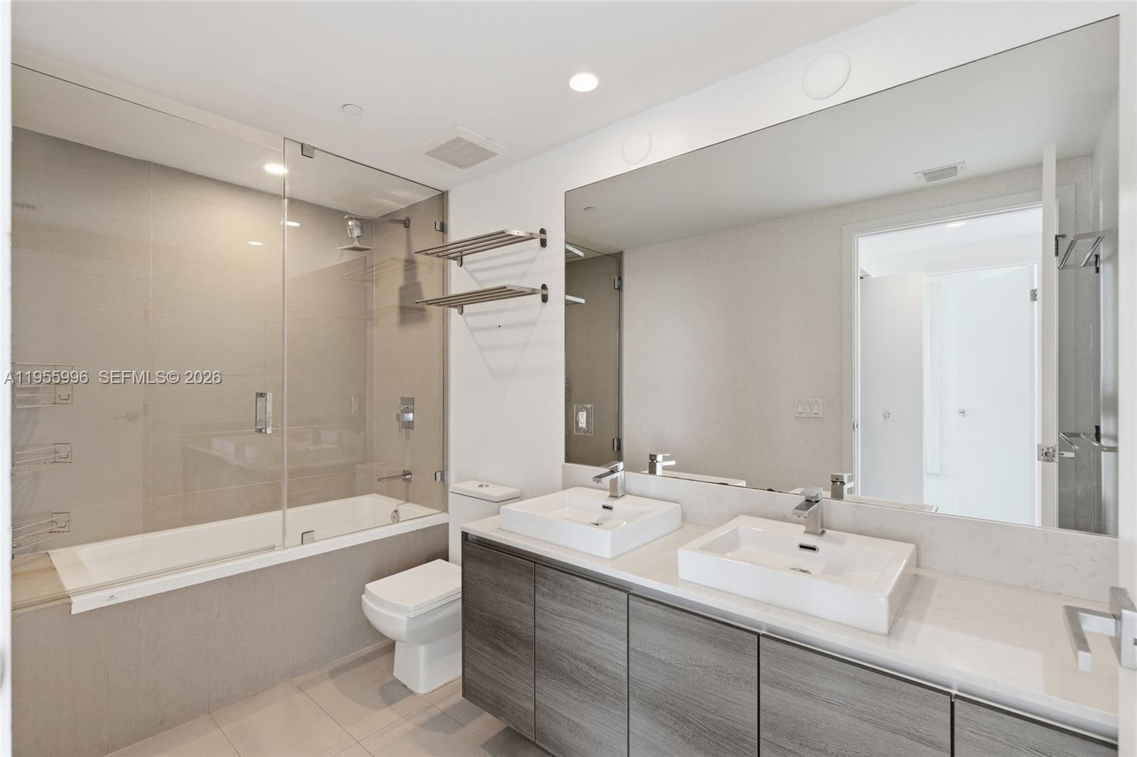 1080 Brickell Ave # 3507