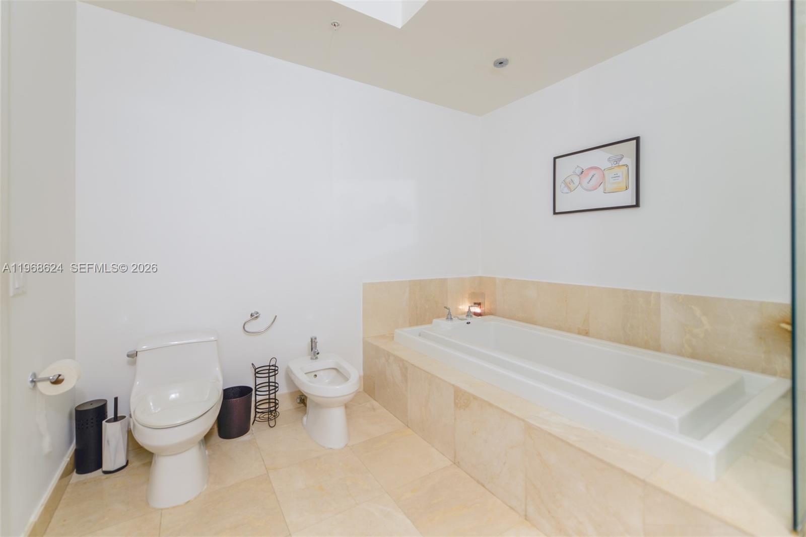 218 SE 14th Street # 2306