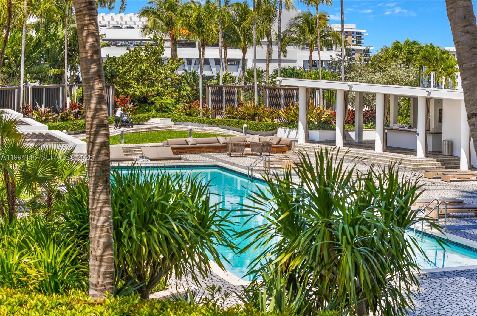 2020 N Bayshore Dr # 710